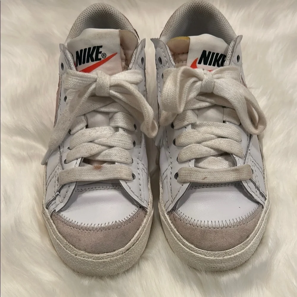 Nike Blazer Low 77 White Pink Oxford Shoes